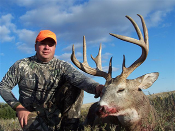 Dakota HuntingTrips - Deer Hunts